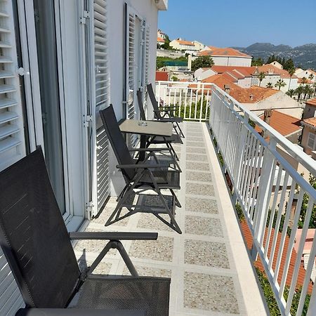 Apartments By The Sea Korcula - 15689 Ngoại thất bức ảnh